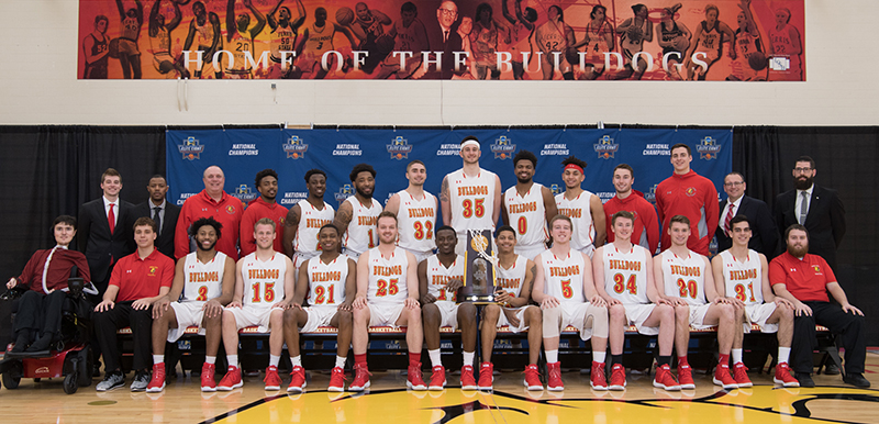 Men's Basketball Team (2017-18)
