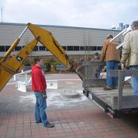 Welding & Construction Students with Grounds Crew Erect SSTS