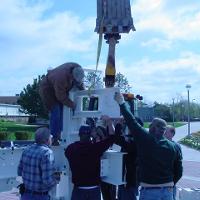 Welding & Construction Students with Grounds Crew Erect SSTS