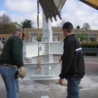 Welding & Construction Students with Grounds Crew Erect SSTS