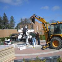 Welding & Construction Students with Grounds Crew Erect SSTS