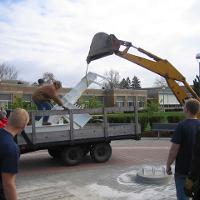 Welding & Construction Students with Grounds Crew Erect SSTS