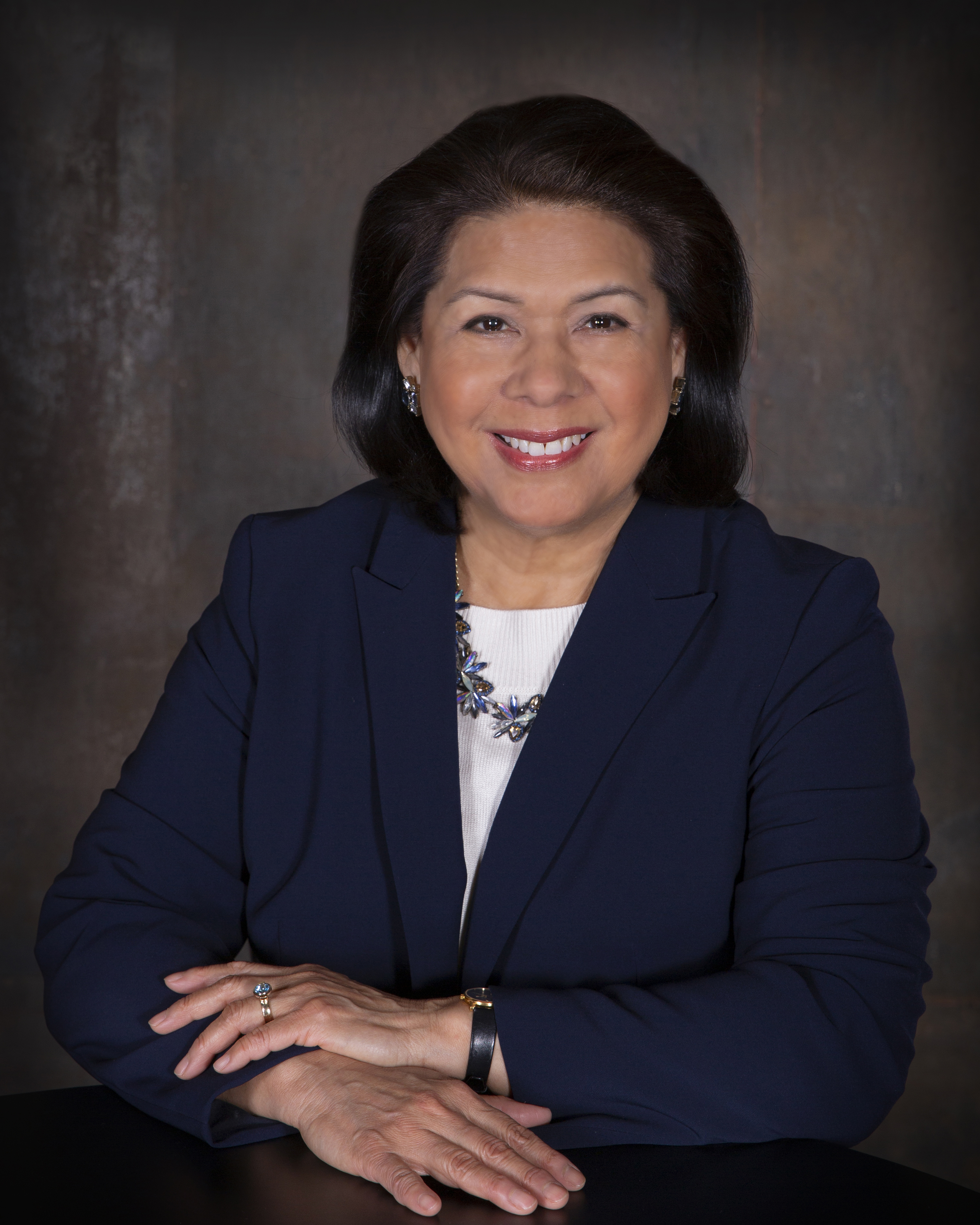 Ana L. Ramirez-Saenz