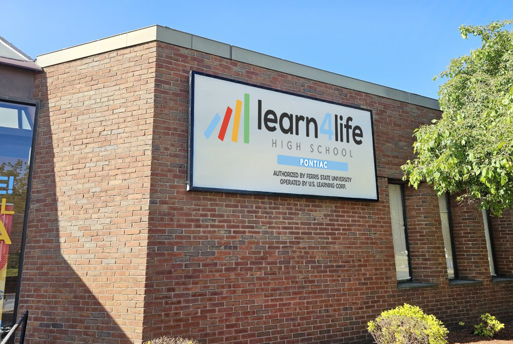 Image of Learn4Life Pontiac's front entrace.
