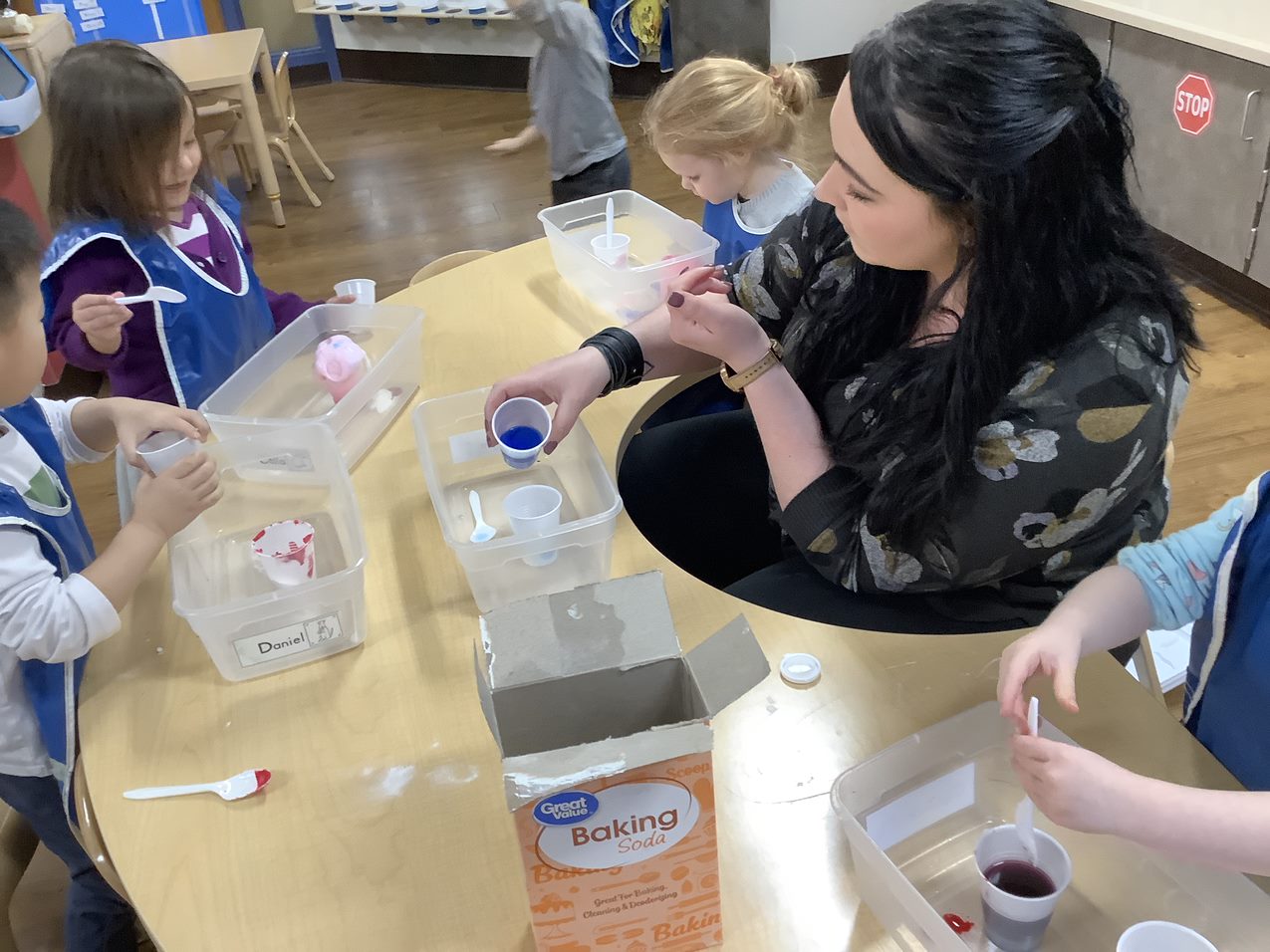 preschoolers doing science experiment