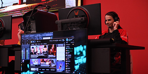 Student competing in esports at Ferris State University