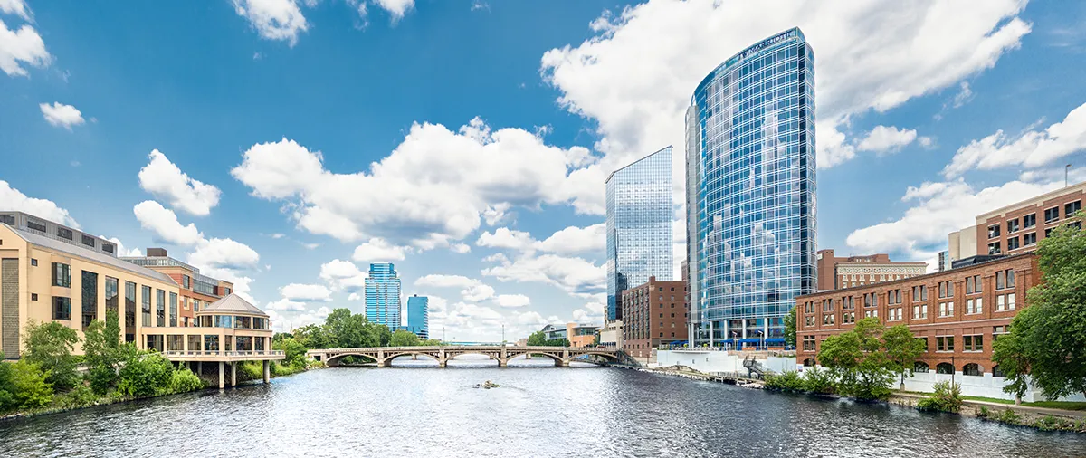 cityscape view of Grand Rapids and the grand river
