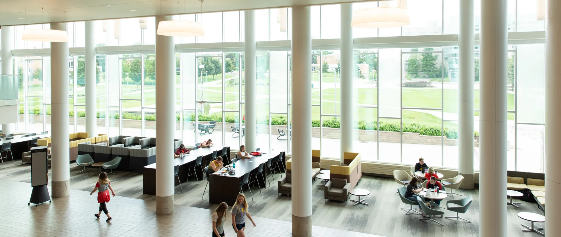 Image of Ferris State University's David L. Eisler Center with student activity