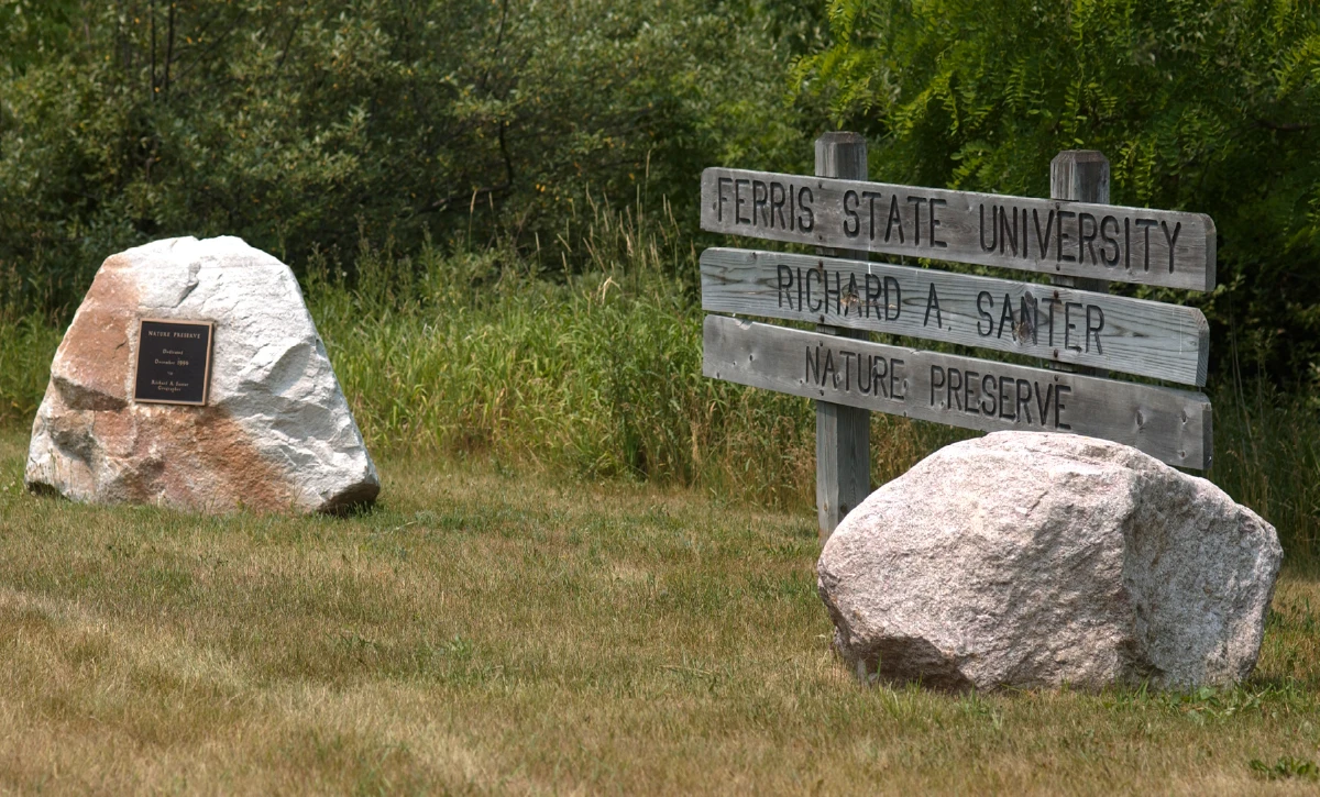 Entrance of the Richard A. Santer Nature Preserve at Ferris State University