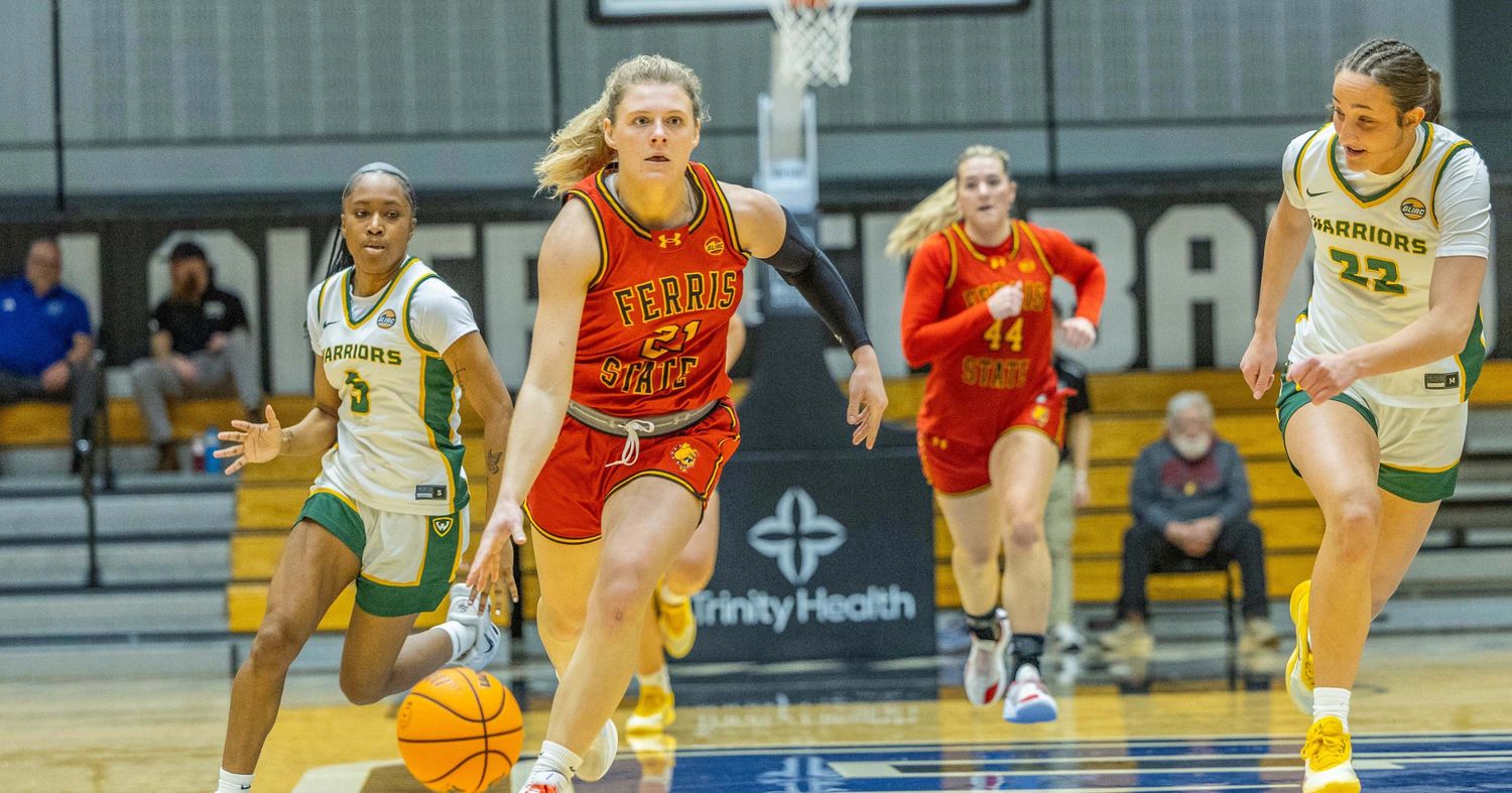 Kadyn Blanchard against Wayne State in the 2025-26 GLIAC Tournament.