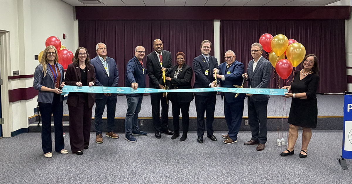 Mott Children’s Health Center, Ferris State’s Michigan College of Optometry partner to provide vision care to Flint area children