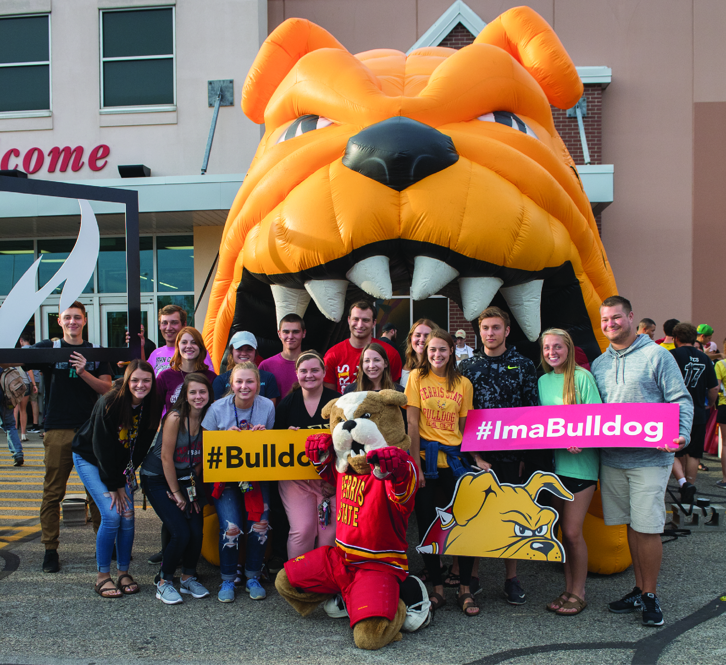 Students celebrating Bulldog Beginnings