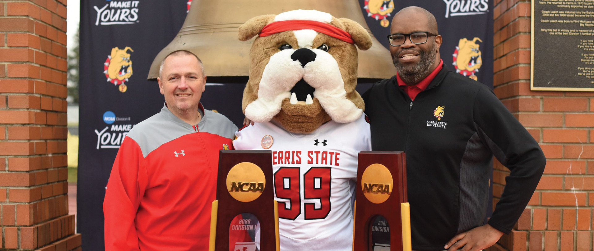 Rob Bentley and Sandy Gholston at Ferris State men's basketball