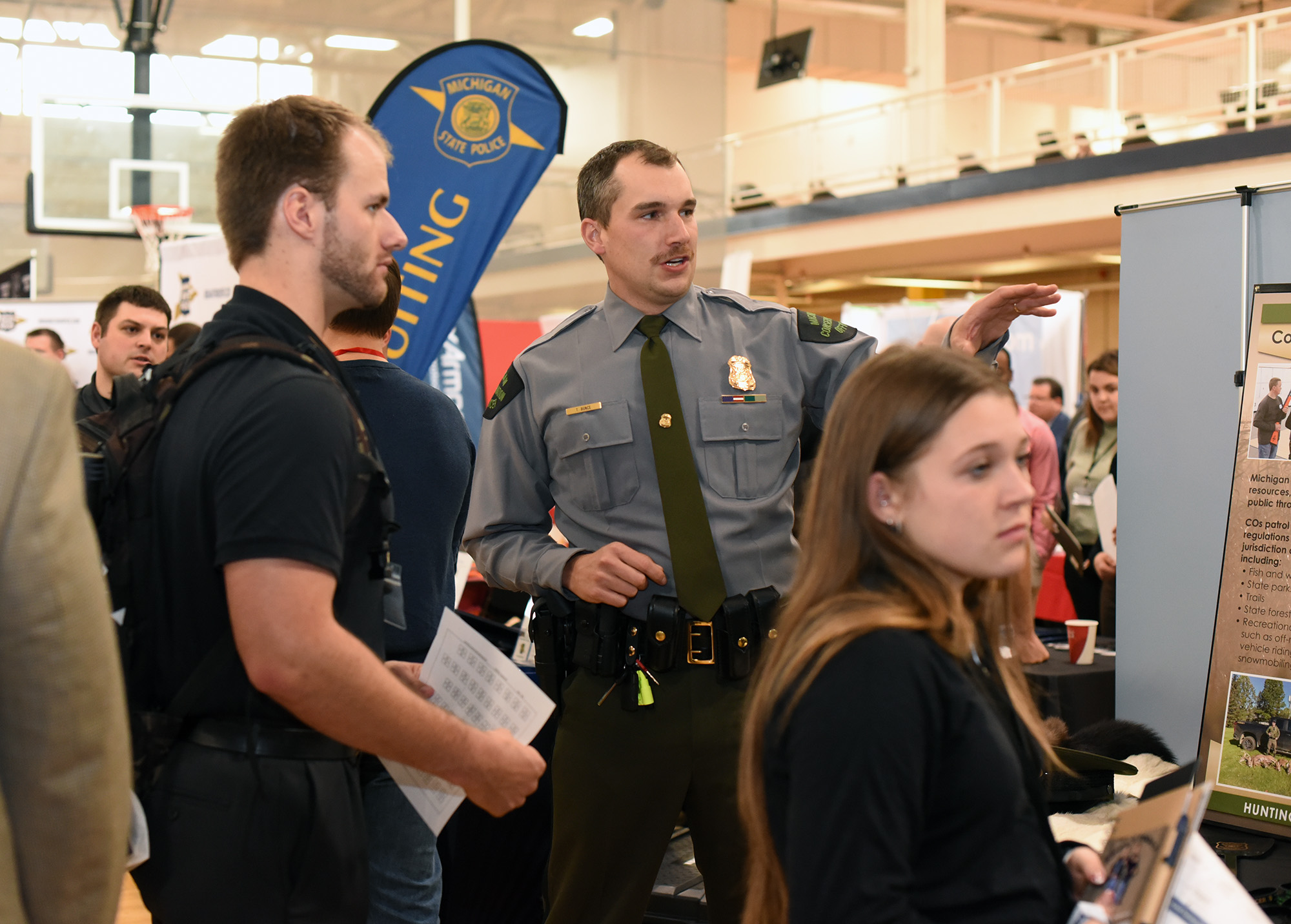 Career and Internship Fair March 21 Supporting Meaningful Interactions between Students and Employers