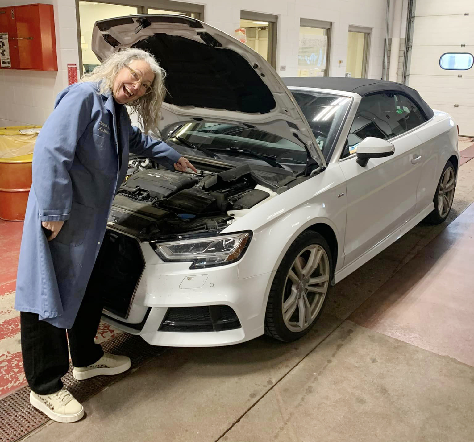 Ferris State students repair Engineering Technology dean's car