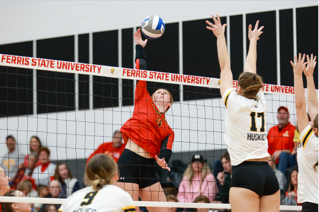 Ferris State athletes earn weekly CCHA and GLIAC honors