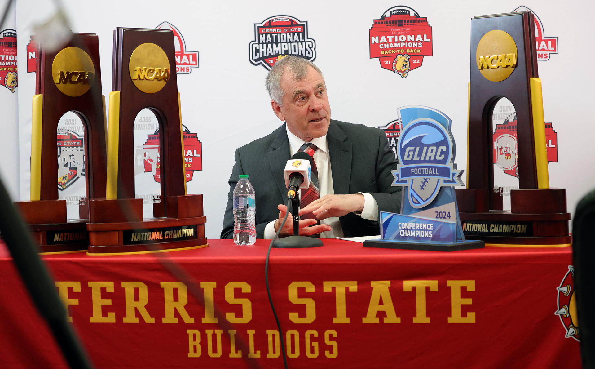 Ferris State football signs recruiting class announced on National Signing Day
