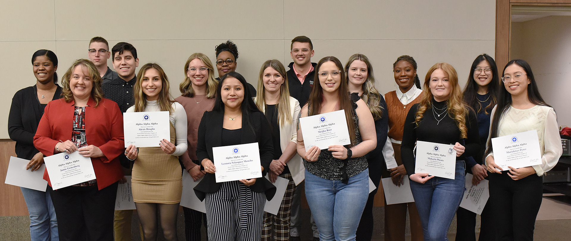Inaugural Tri-Alpha Induction Ceremony Establishes Recognition for First-Generation Student Success